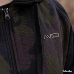 Avid Carp Distortion Onesie M -Daiwa Magasin 00005 Distortion Onesie M